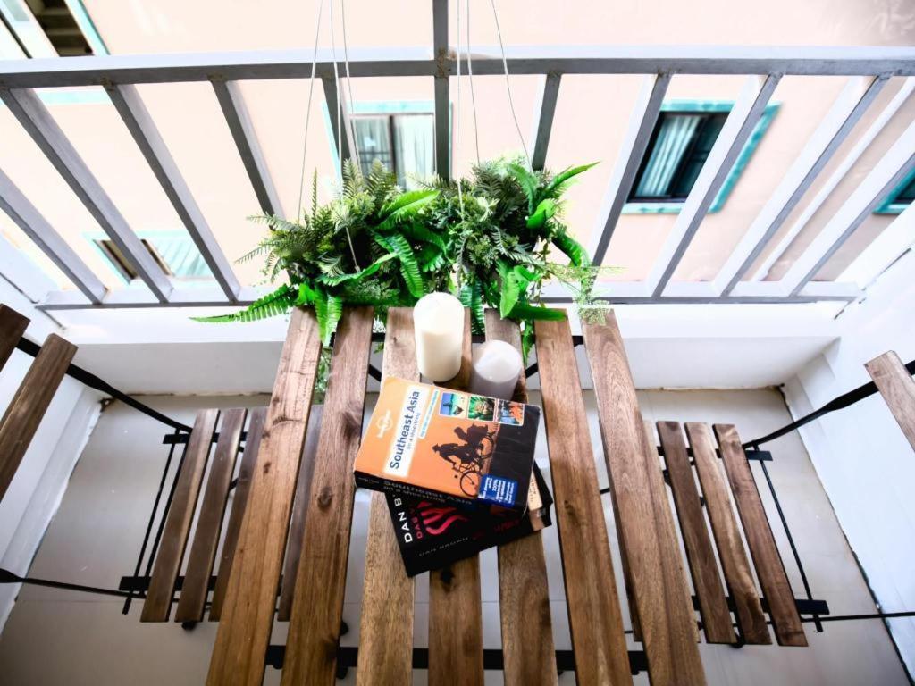 Anchor Boutique House Hotel Patong Exterior photo