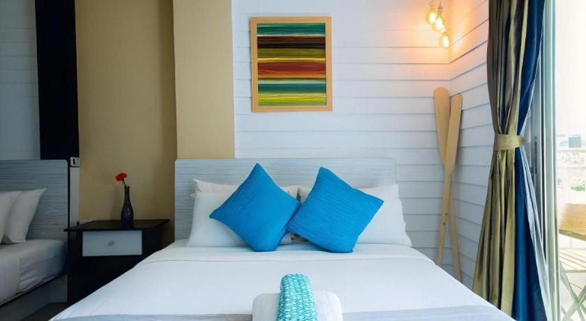 Anchor Boutique House Hotel Patong Exterior photo