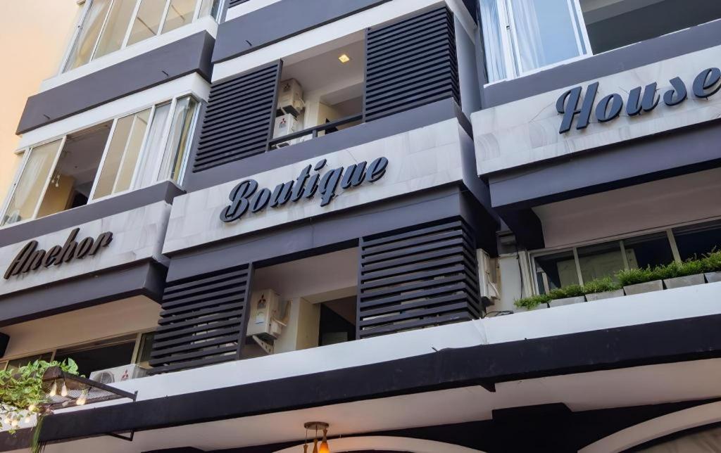 Anchor Boutique House Hotel Patong Exterior photo