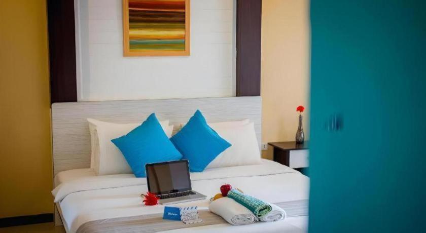Anchor Boutique House Hotel Patong Exterior photo